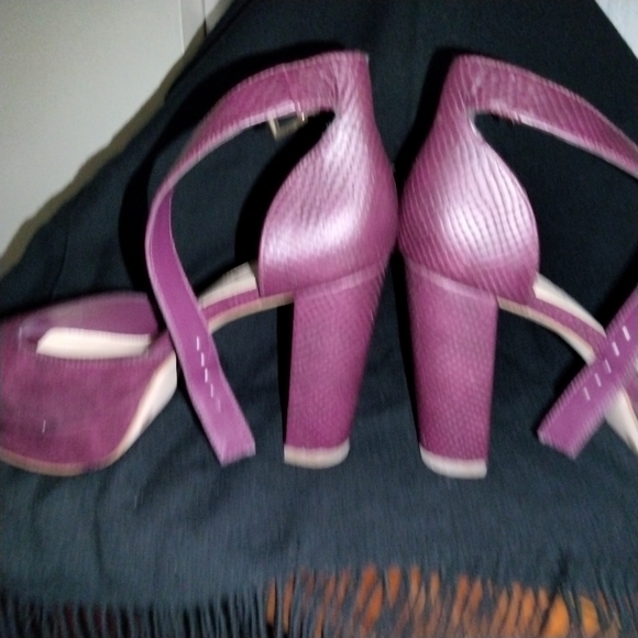 Platform Heels - Picture 2 of 3